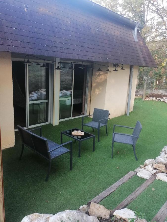 Lapausedegout chambres table d'hôtes piscine et terrasse Lachapelle-Auzac Extérieur photo