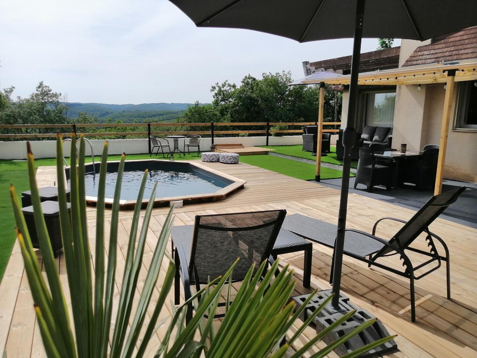 Lapausedegout chambres table d'hôtes piscine et terrasse Lachapelle-Auzac Extérieur photo